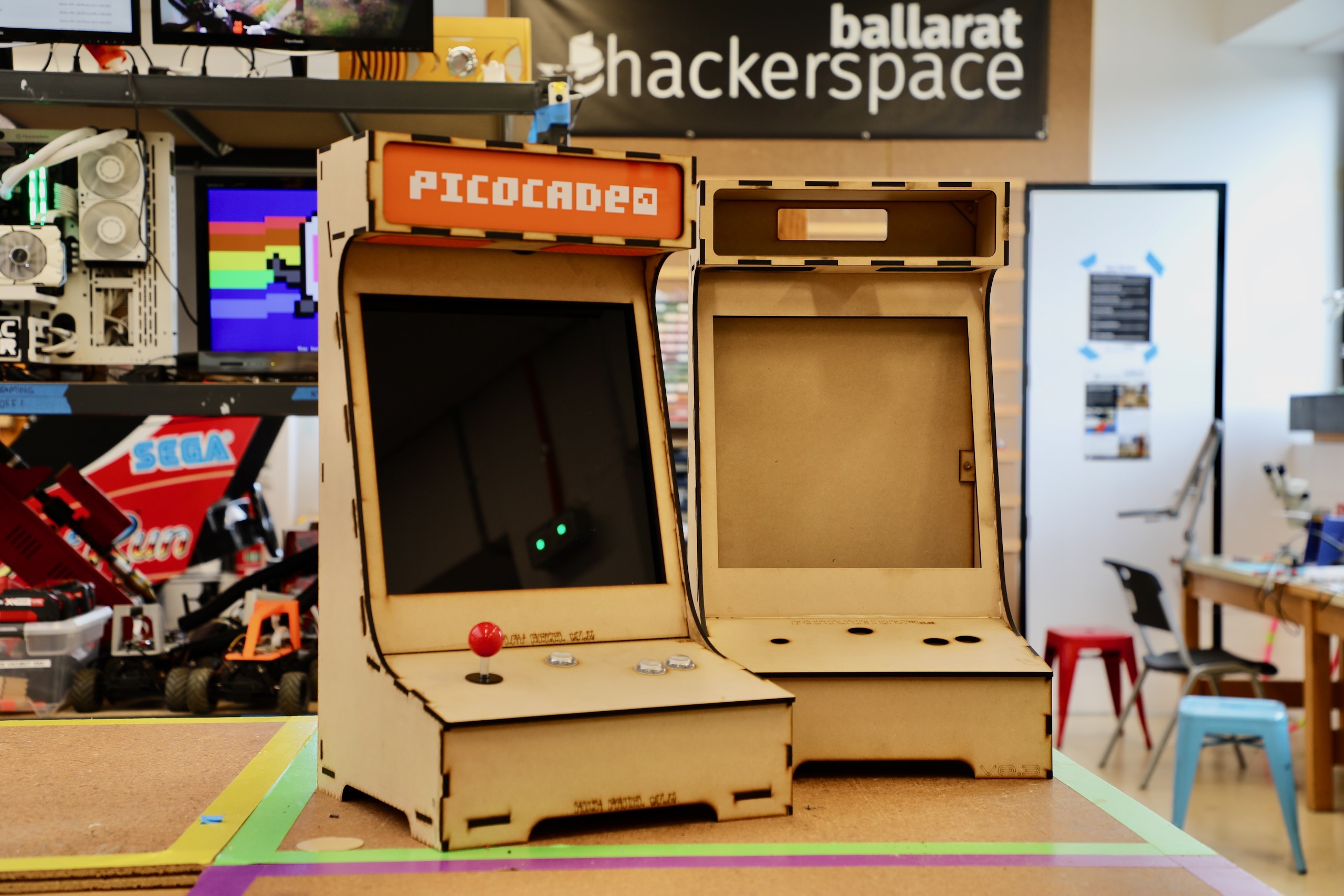 Picocade - Native PICO-8 Arcade Cabinet